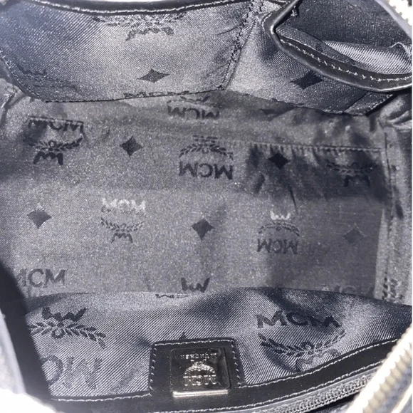 MCM Black Visetos Boston Bag 25cm – Rare Blue Logo Accents Excellent Condition! - Picture 6 of 10